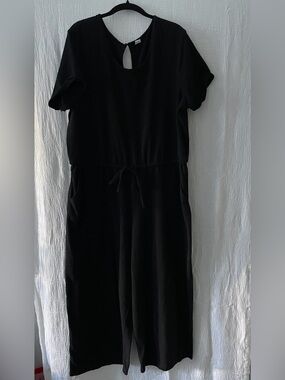 Old Navy Black Short-Sleeve Drawstring Jumpsuit
